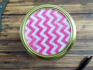 Mason Jar Christmas Gifts: Mani Pedi in a Jar - Mason Jar Breakfast