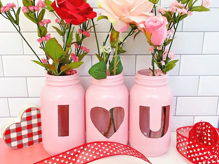 Mason jar with flowers