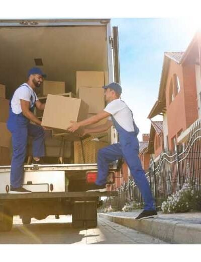 The-Ultimate-Guide-to-Choosing-the-Best-Long-Distance-Movers