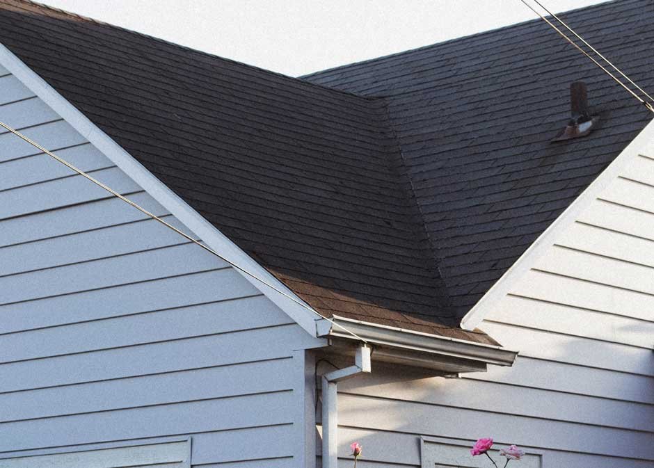 4 Critical Signs Your Roof Needs Replacing Now