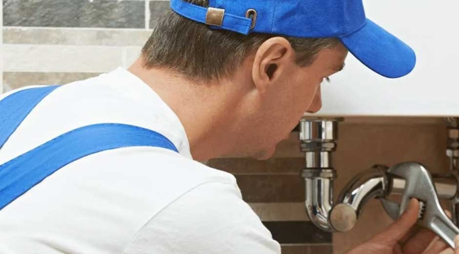 How to Handle Plumbing Emergencies