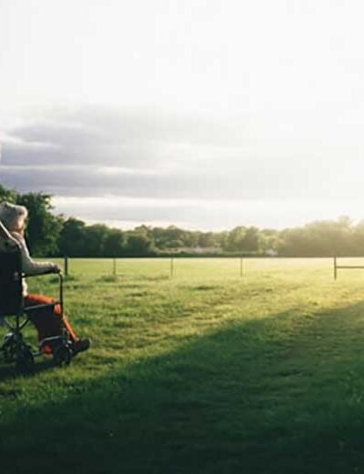 5-Things-to-Look-for-in-Finding-the-Best-Retirement-Community