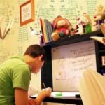 Creating-a-Productive-Home-School-Environment-with-Smart-Desks
