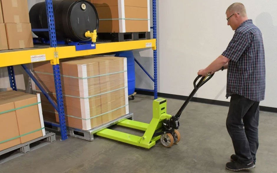 How Pallet Jacks Improve Warehouse Efficiency and Safety