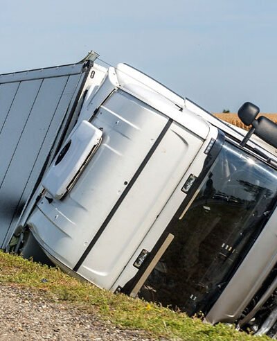 Navigating Insurance Claims with Skilled Truck Accident Attorneys