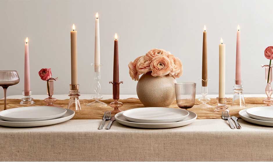 10 Popular Ways to Use Flameless Candles For Wedding Receptions