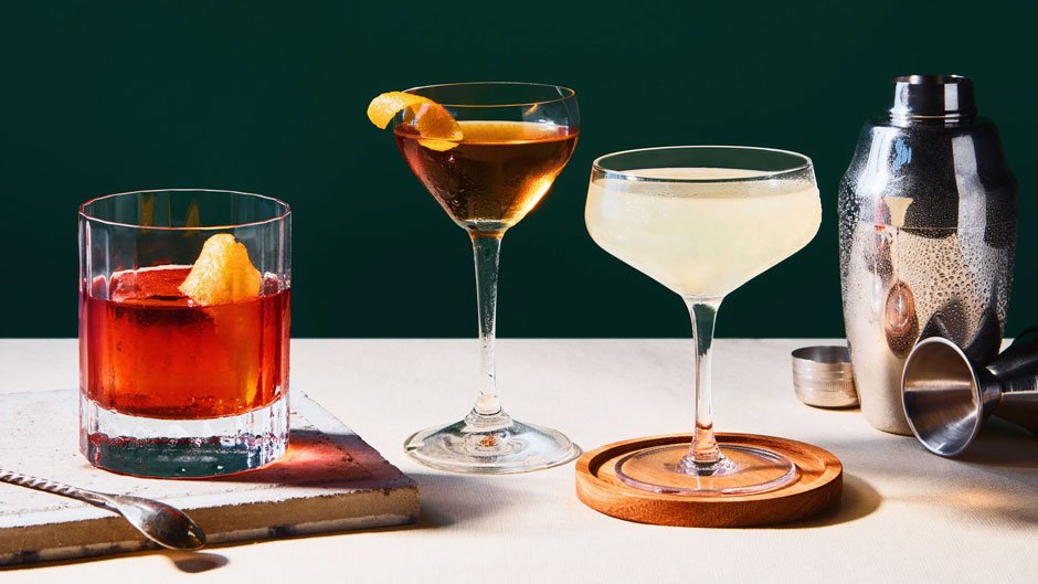 Craft Cocktails vs. Classic Drinks