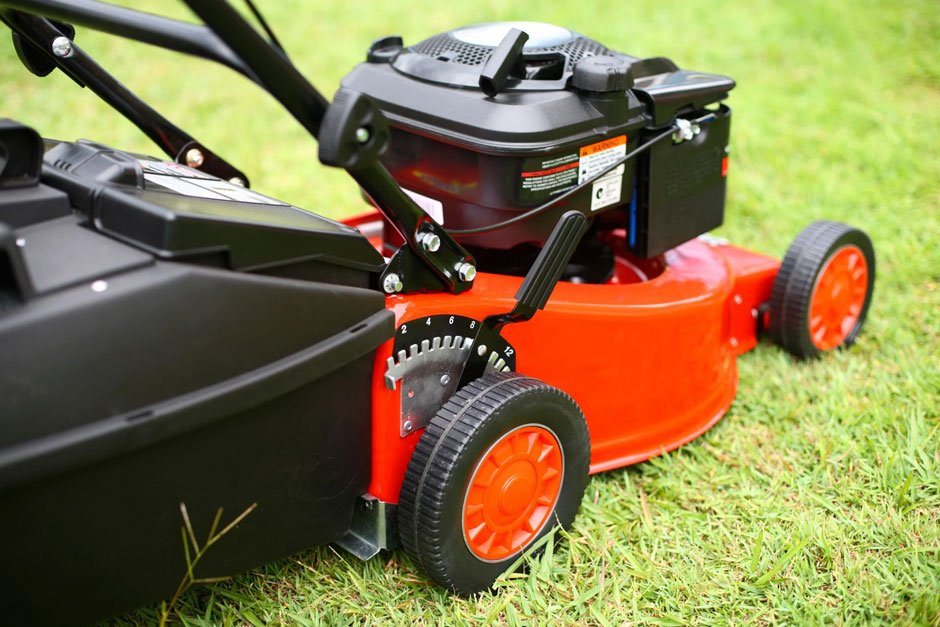 Things to Keep in Mind When Buying Lawn Mower Parts Online