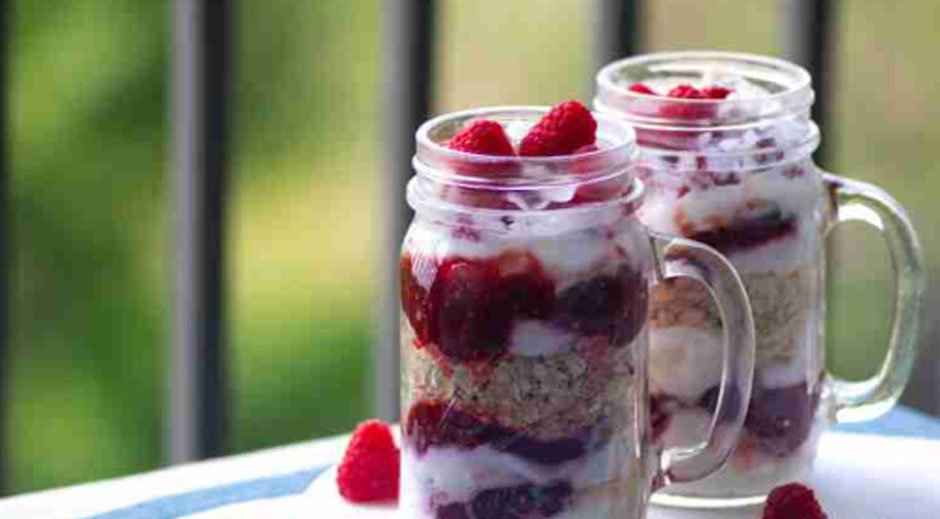 Add a fiery twist to your modern mason jar breakfast