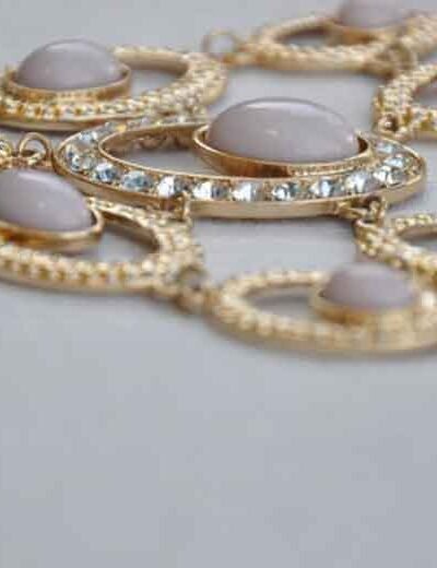 Gifts-That-Last-Longer-Than-the-Moment-–-The-Rise-of-Meaningful-Keepsakes