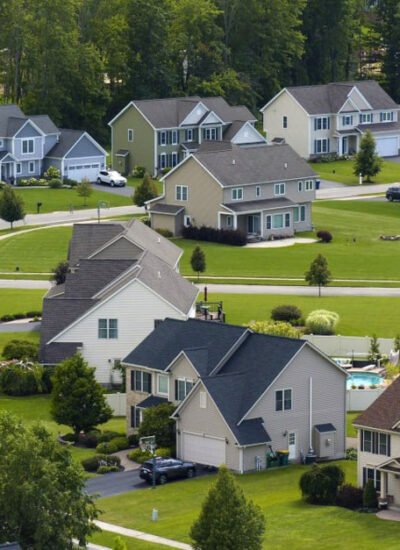 Choosing the right neighbourhood