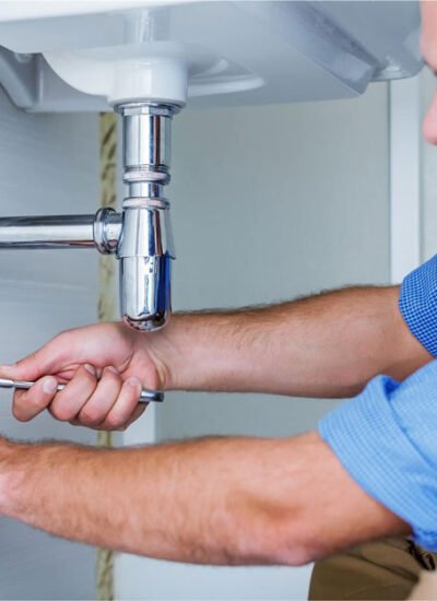 3 Situations When You Should Contact a Reputable Firm of Commercial Plumbers in Your Area