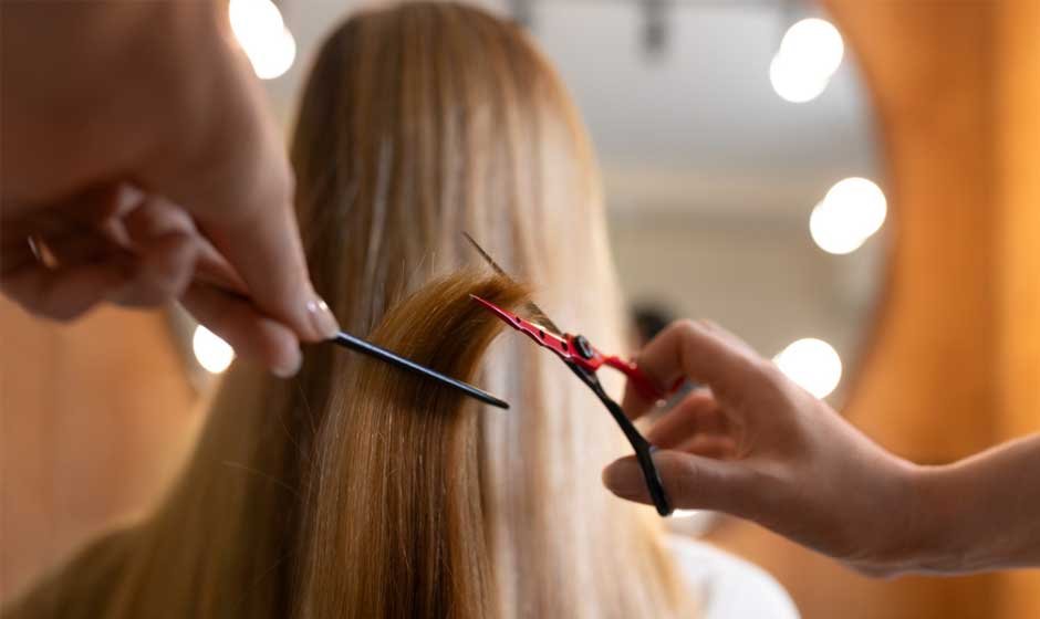 Choosing the Right Hair Extension Training for Your Career