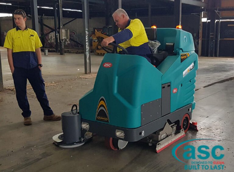 United Rental Scrubber Rideon Why Ride-On Scrubbers Are Ideal for Large Industrial & Commercial Areas