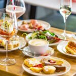 The Secret to Hosting a Flawless Weekend Brunch With Perfect Drink Pairings