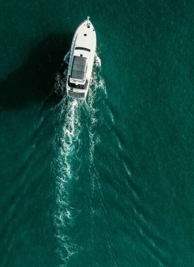 The Practical Advantages of Hardtop Boats for Offshore Fishing