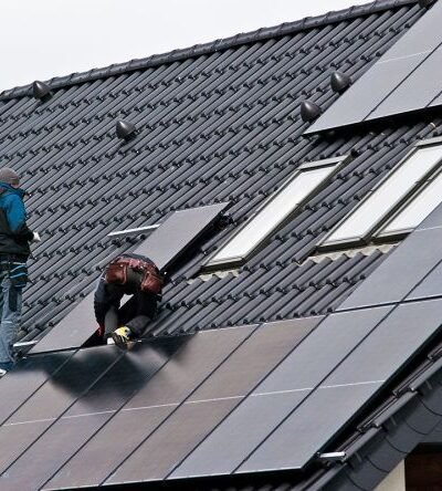 can-you-have-solar-panels-on-a-metal-roof-yes-and-1