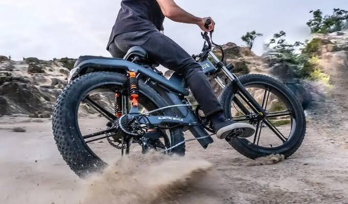 can-you-ride-an-electric-bike-in-the-rain-what-rid-1