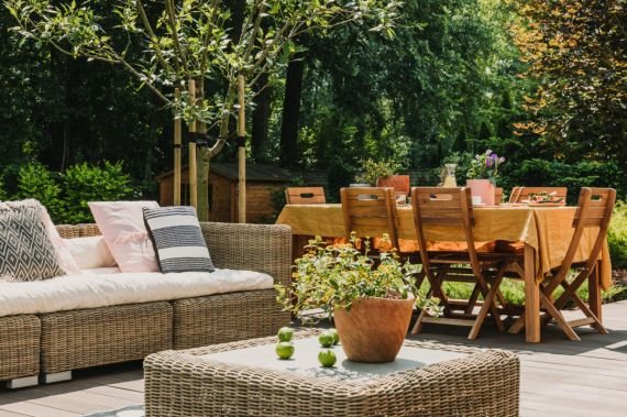 eco-friendly-landscape-ideas-that-complement-your-1